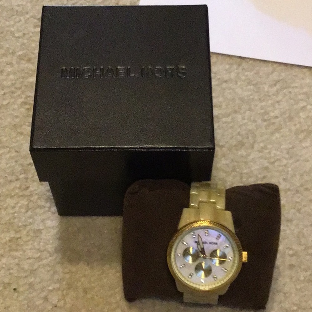 Michael Kors Watch (needs battery)